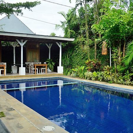 Desa Nyima Hotel Seminyak  Exterior photo